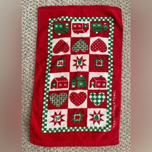 b & d vintage Christmas kitchen towel